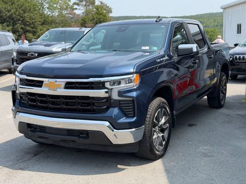 Used 2023 Chevrolet Silverado 1500 LT AWD/4WD image 1