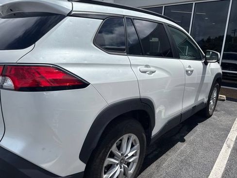 Used 2022 Toyota Corolla Cross LE w/ Moonroof Package AWD/4WD image 3