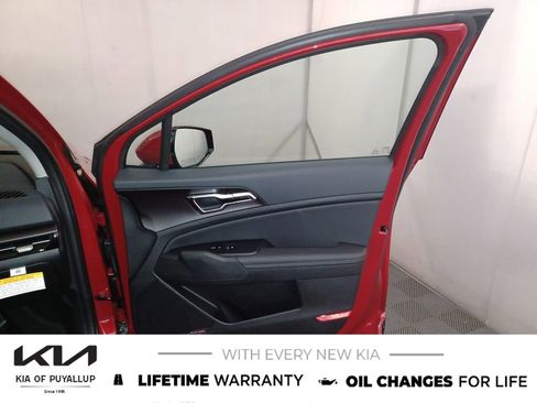 New 2026 Kia Sportage SX image 15