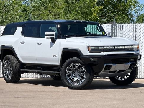 New 2025 GMC Hummer EV 3X image 2
