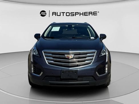 Used 2019 Cadillac XT5 Luxury FWD image 2