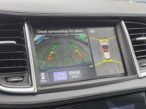 Used 2019 INFINITI QX50 Essential image 23