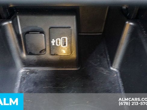 Used 2025 Ford Explorer ST-Line image 44