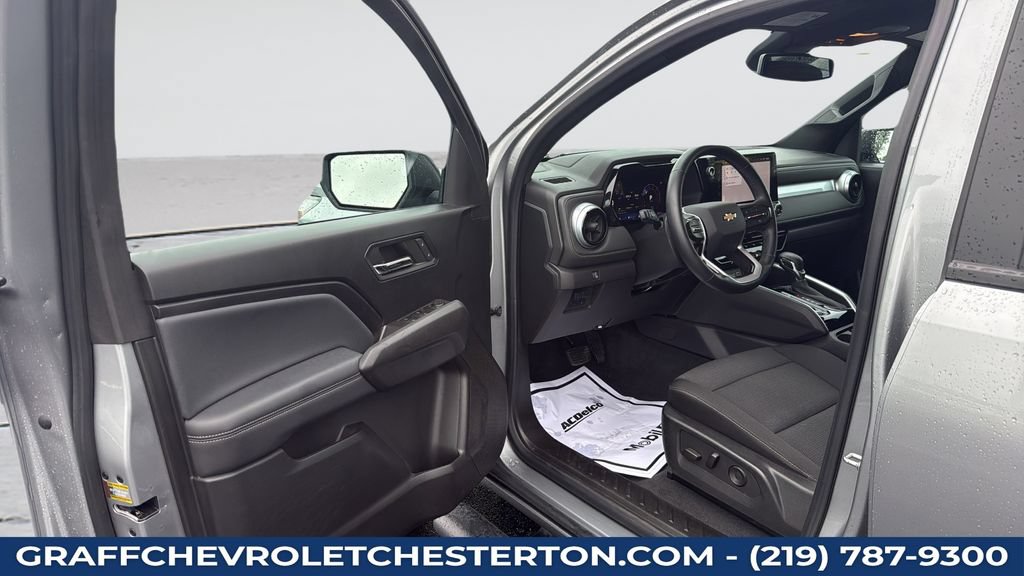 Used 2024 Chevrolet Colorado LT w/ LT Convenience Package II AWD/4WD image 24