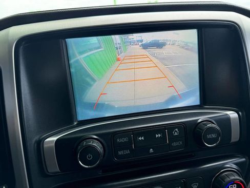 Used 2017 GMC Sierra 1500 SLE w/ SLE Value Package image 20