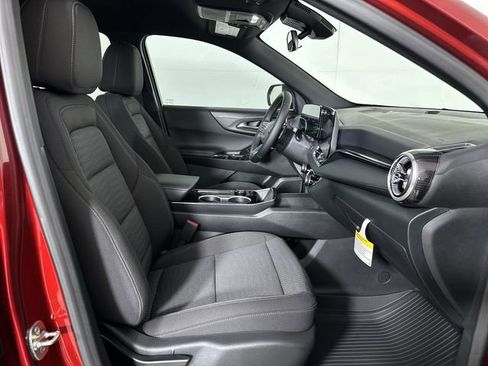 New 2026 Chevrolet Equinox LT w/ Midnight Edition FWD image 29
