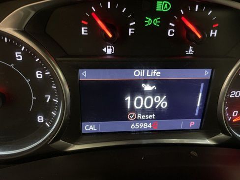 Used 2019 GMC Terrain Denali w/ Driver Alert Package II AWD/4WD image 16