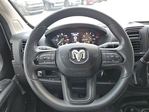 Used 2023 RAM ProMaster 2500 FWD image 11