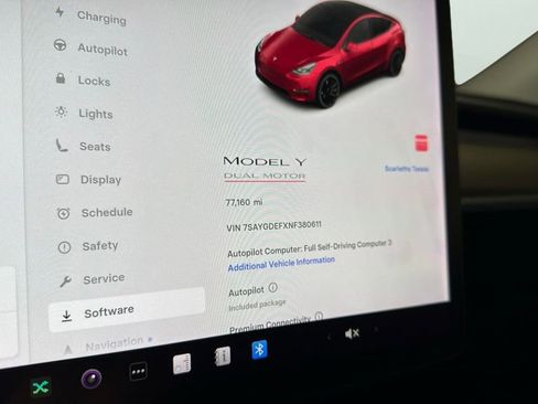 Used 2022 Tesla Model Y Performance image 21