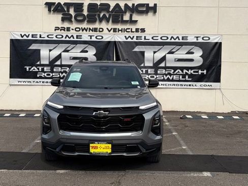 Used 2025 Chevrolet Equinox RS AWD/4WD image 3