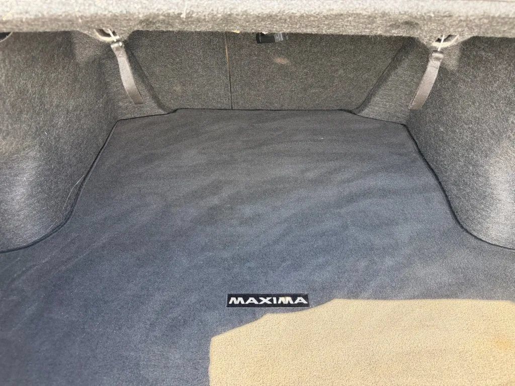 Used 2016 Nissan Maxima Platinum FWD image 10