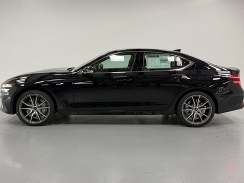 New 2026 Genesis G70 2.5T image 2