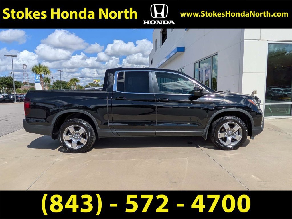 Certified 2025 Honda Ridgeline RTL image 3