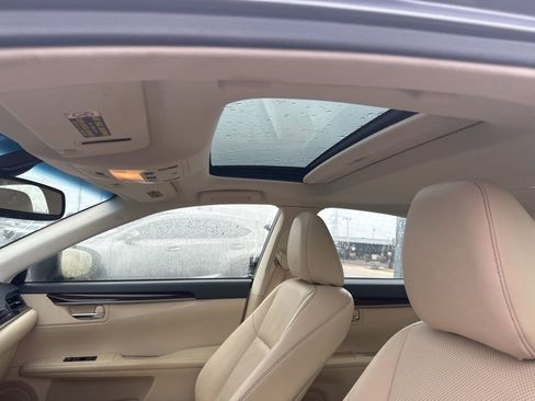 Used 2013 Lexus ES 350 image 9