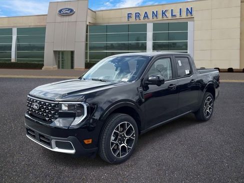 New 2026 Ford Maverick Lariat image 3