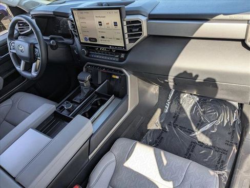 Used 2024 Toyota Sequoia Limited w/ Tow Technology Package AWD/4WD image 20