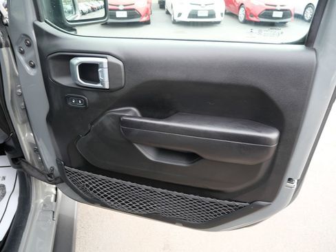 Used 2021 Jeep Wrangler Unlimited Sport AWD/4WD image 22