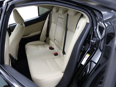 Used 2014 Lexus IS 250 RWD image 13