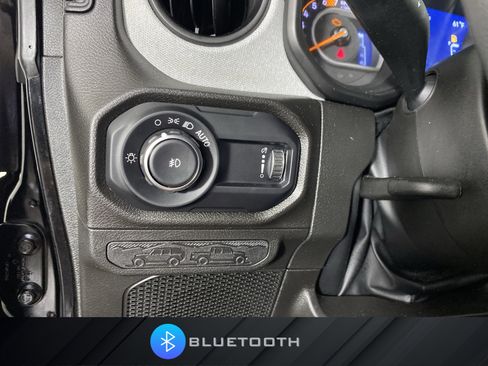 Used 2024 Jeep Wrangler Unlimited Sport AWD/4WD image 23