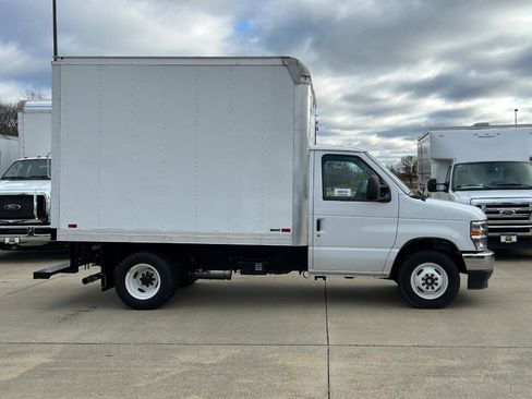 New 2024 Ford E-350 and Econoline 350 Super Duty w/ Power Windows & Locks Group image 6