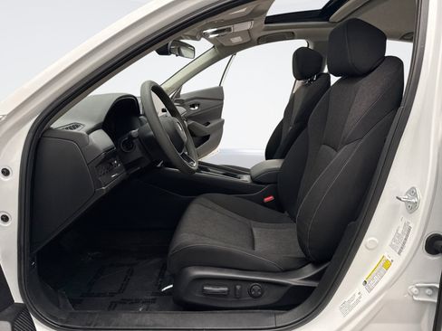 Used 2023 Honda Accord EX image 11