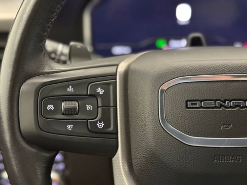 Used 2025 GMC Sierra 1500 Denali AWD/4WD image 22