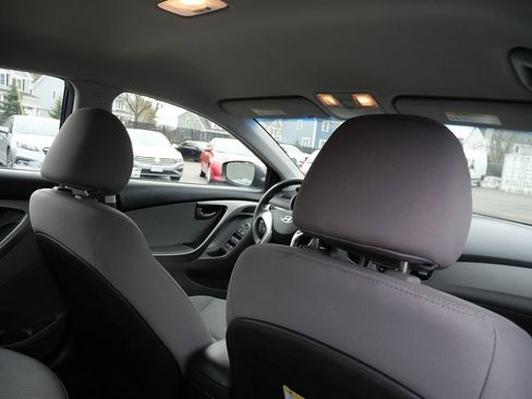 Used 2013 Hyundai Elantra GLS image 21