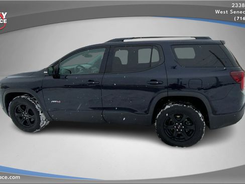 Used 2021 GMC Acadia AT4 image 8