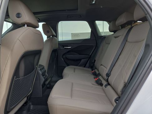New 2026 Audi Q3 quattro 2.0T AWD/4WD image 13