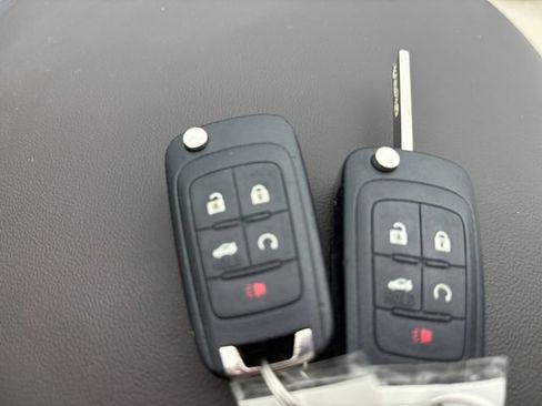 Used 2016 Buick Verano Leather w/ Experience Buick Package FWD image 21