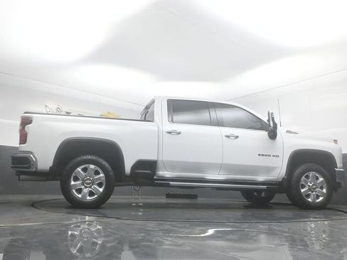 Used 2022 Chevrolet Silverado 2500 LTZ AWD/4WD image 52