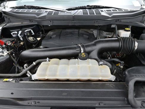 Used 2021 Ford F150 Lariat w/ Max Trailer Tow Package image 38