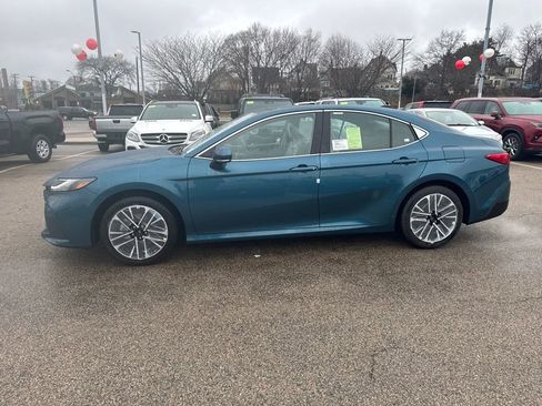 New 2026 Toyota Camry XLE AWD/4WD image 4