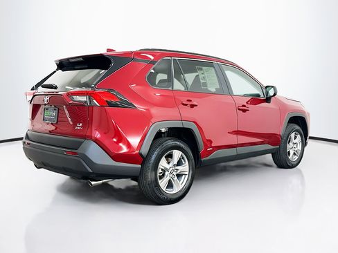 Used 2025 Toyota RAV4 LE AWD/4WD image 9