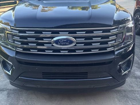 Used 2021 Ford Expedition Max Limited RWD image 1