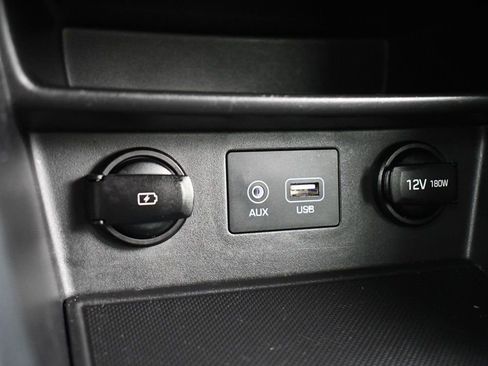 Used 2019 Hyundai Kona SE w/ Cargo Package image 29