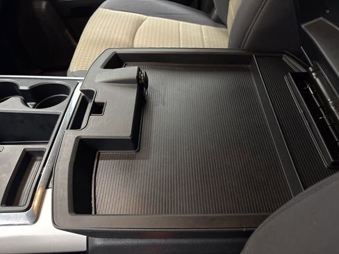 Used 2012 RAM 1500 Big Horn w/ Remote Start & Security Group image 18