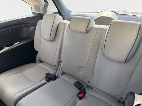 Used 2023 Honda Odyssey Elite image 13