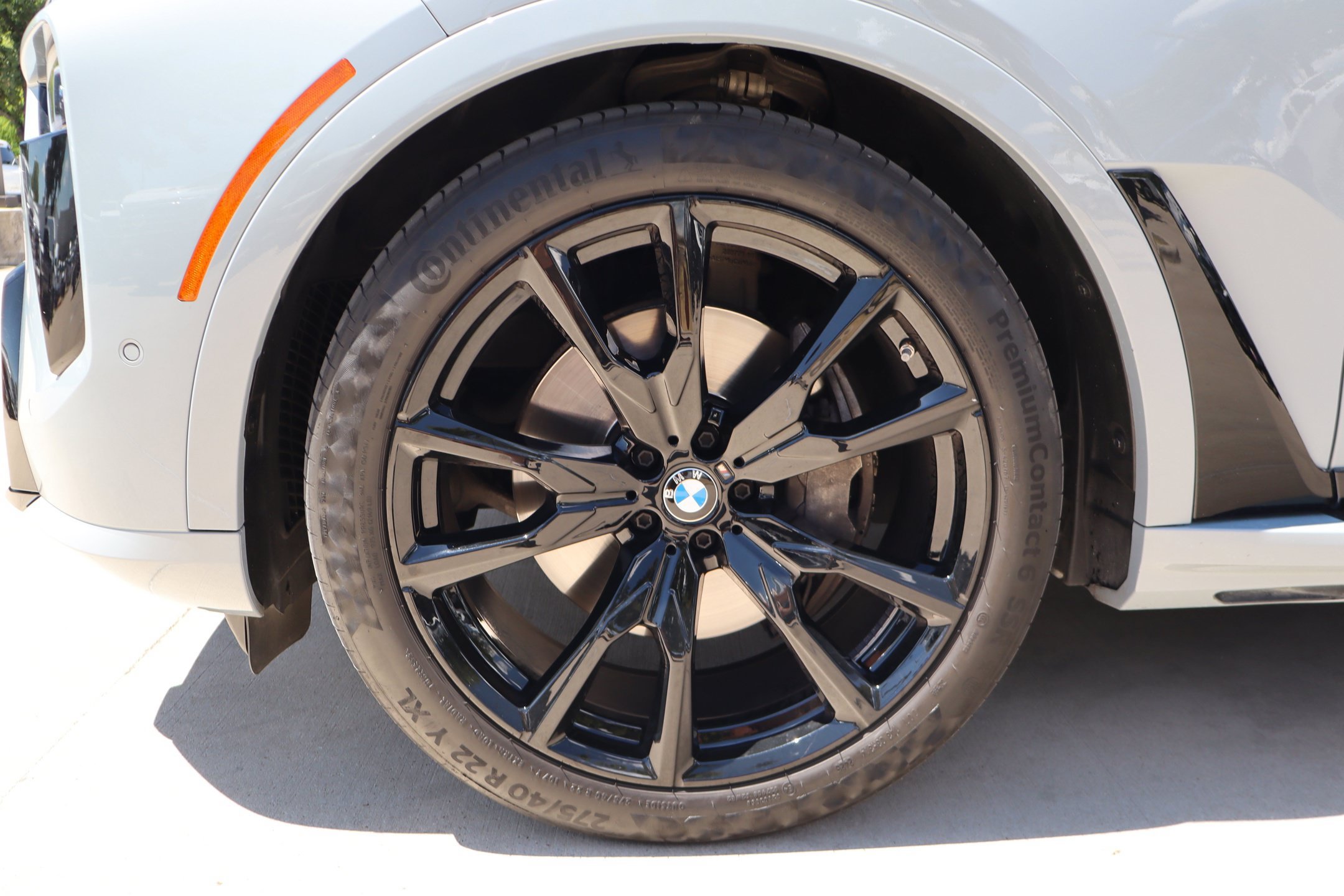 Used 2025 BMW X7 xDrive40i AWD/4WD image 12