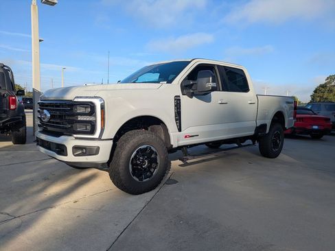 New 2026 Ford F250 Platinum w/ Tremor Off-Road Package AWD/4WD image 7