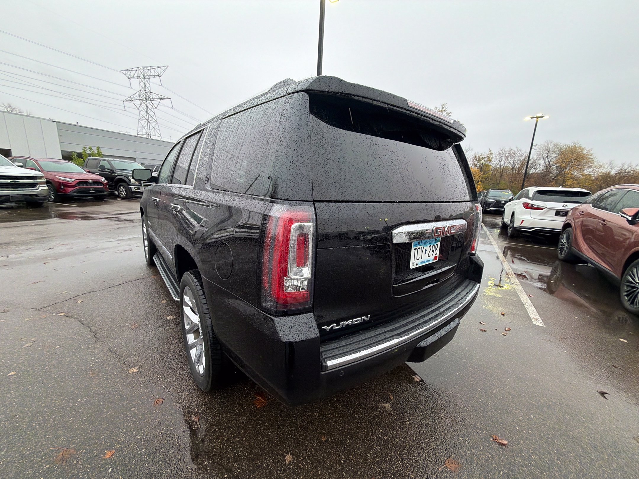Used 2018 GMC Yukon Denali w/ Open Road Package AWD/4WD image 44