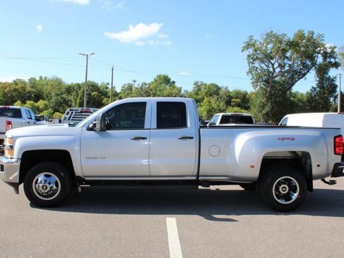 Used 2015 Chevrolet Silverado 3500 LT w/ LT Fleet Convenience Package image 3