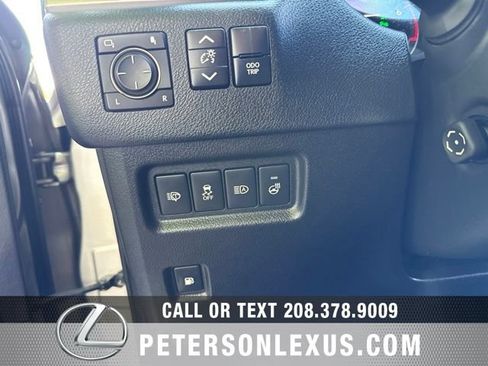 Used 2023 Lexus GX 460 Premium w/ Premium Package AWD/4WD image 25