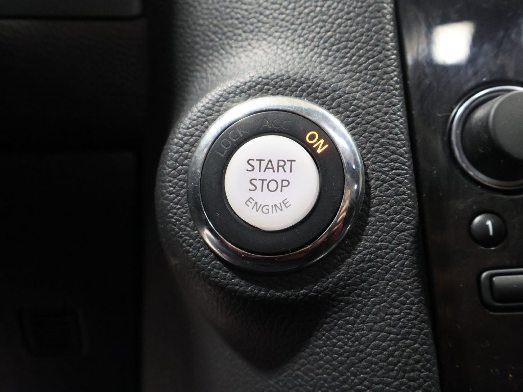 Used 2016 INFINITI QX70 AWD w/ Premium Package image 27