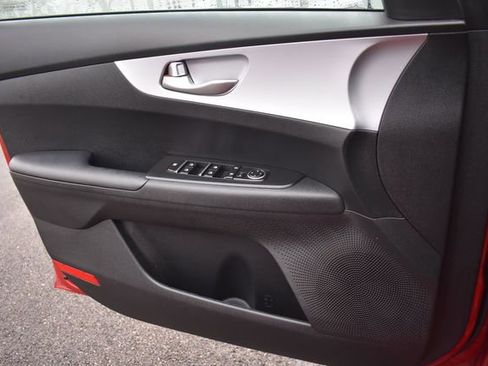 Certified 2024 Kia Forte LXS image 25