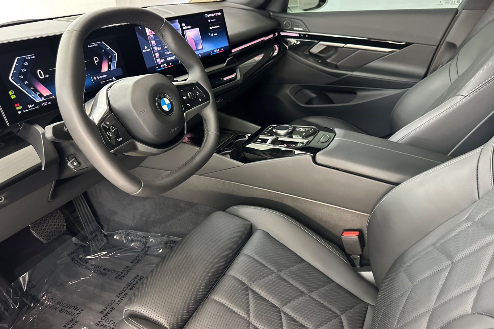 Certified 2024 BMW 530i w/ Convenience Package RWD image 4
