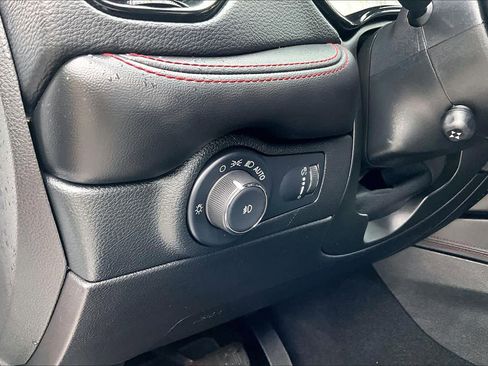 Used 2023 Dodge Durango GT AWD/4WD image 37