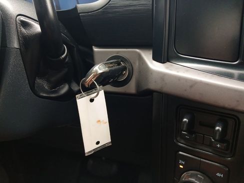 Used 2024 Ford F150 XL w/ Tow/Haul Package image 17