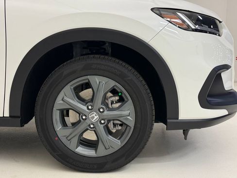 New 2026 Honda HR-V LX image 7