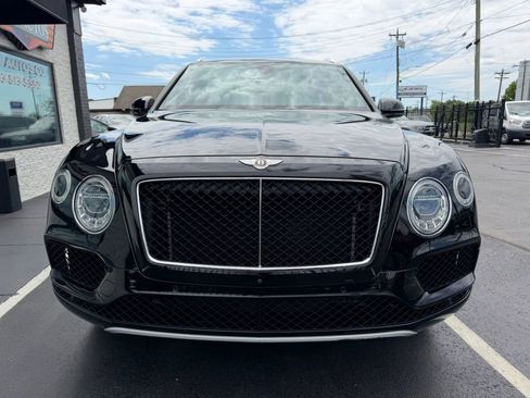 Used 2020 Bentley Bentayga AWD/4WD image 24